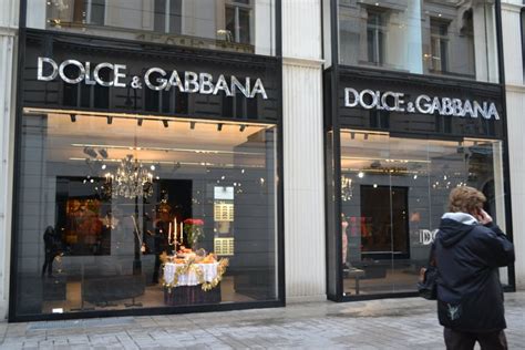 dolce and gabbana canada stores